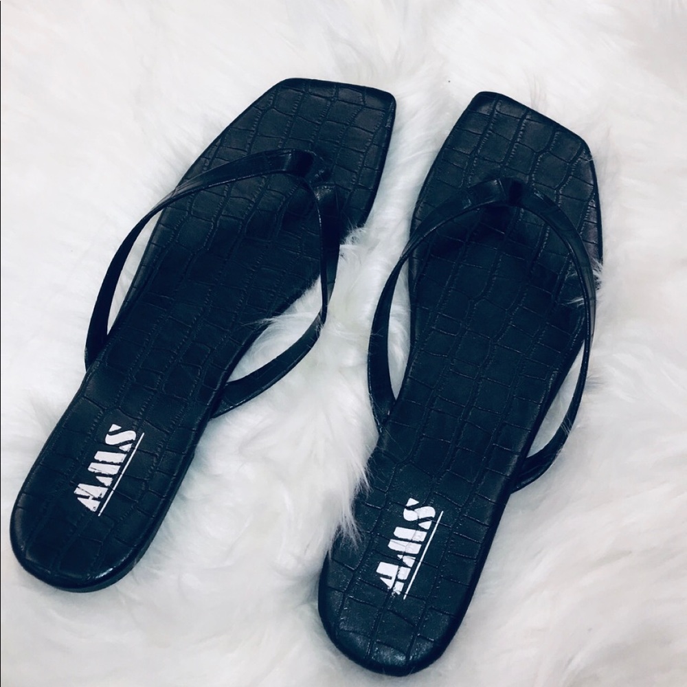 Black sandals